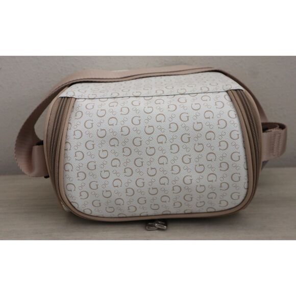 GUESS V7200069 White/Taupe Junction Travel Zip Around Lunch Box w/Carrying Strap - Picture 6 of 14